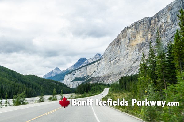 Icefields Parkway During July